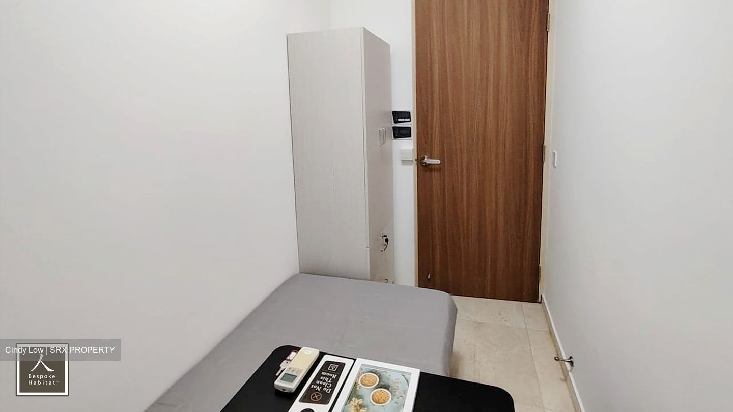 The Lakefront Residences (D22), Condominium #506574091